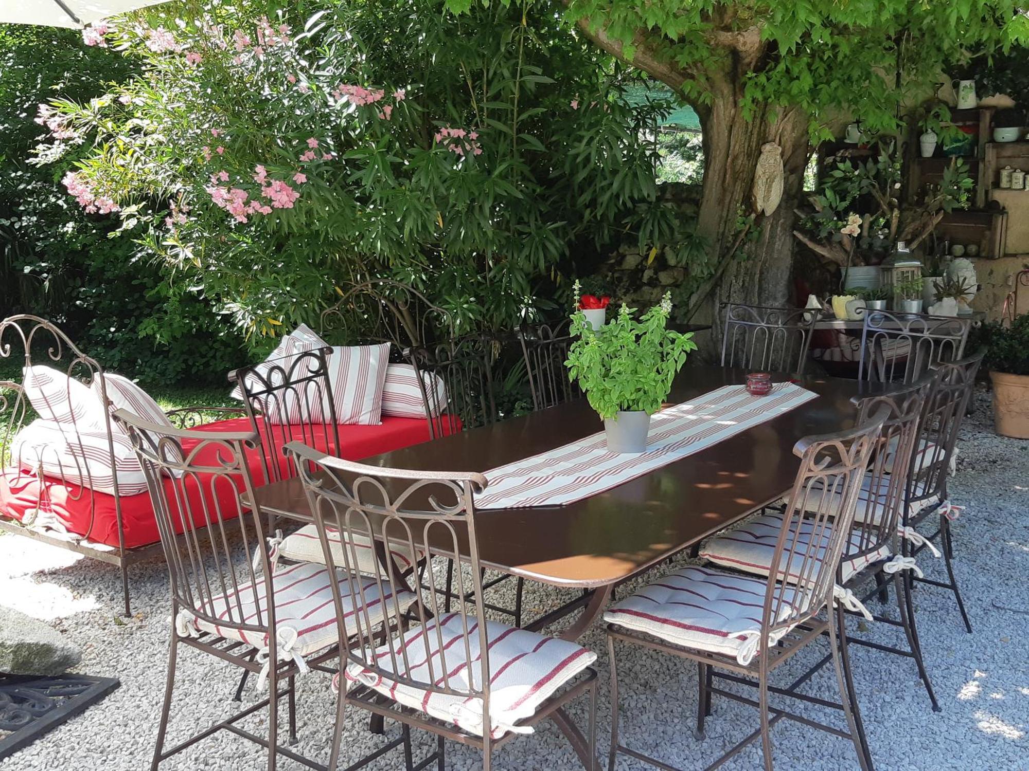 Cherche Midi Noves Extérieur photo